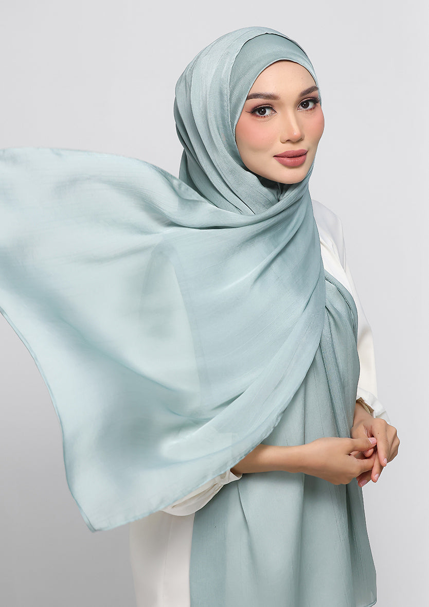 Pale Sage Satin Crinkled - Instant Hijab Set with Inner