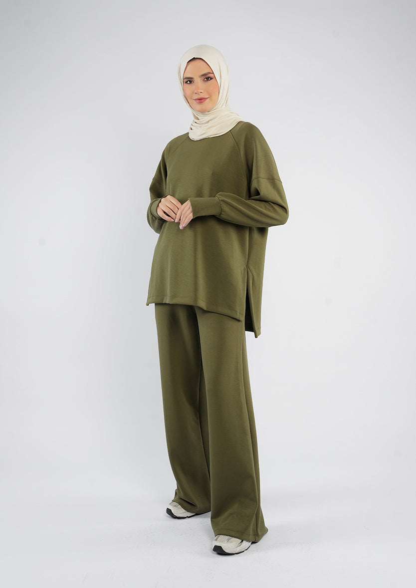 Women’s Modest Two-Piece Soft-Touch Modal Lounge Set – Relaxed Fit – Purple