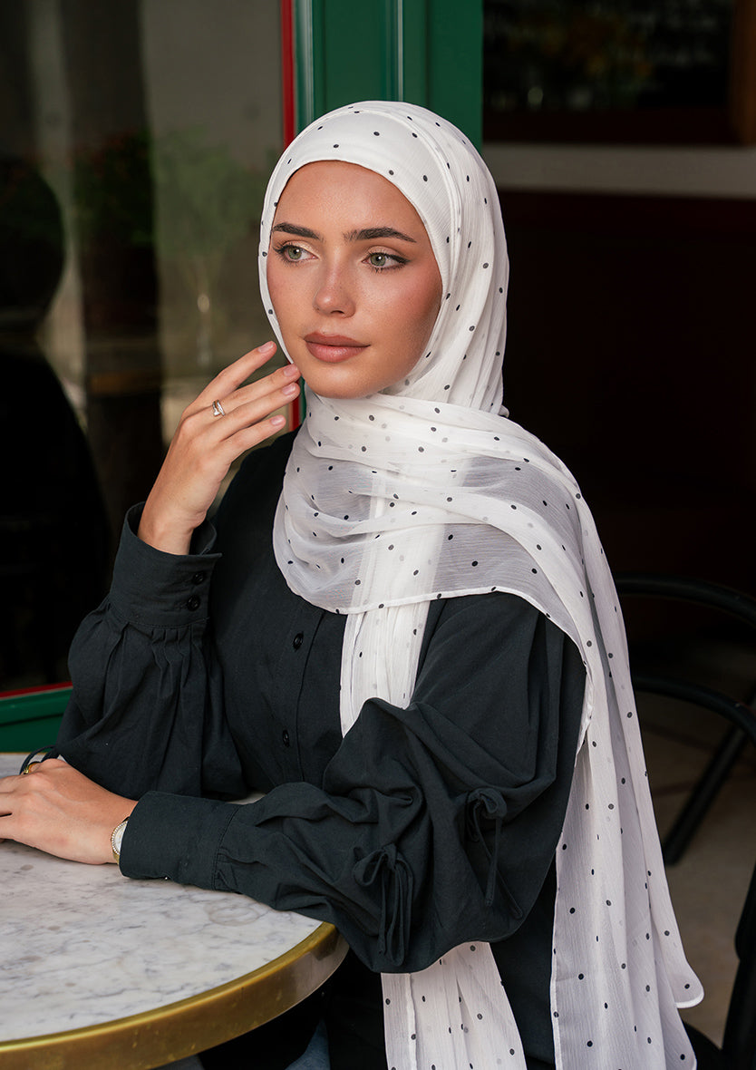 Polka Offwhite - Instant Hijab With Inner