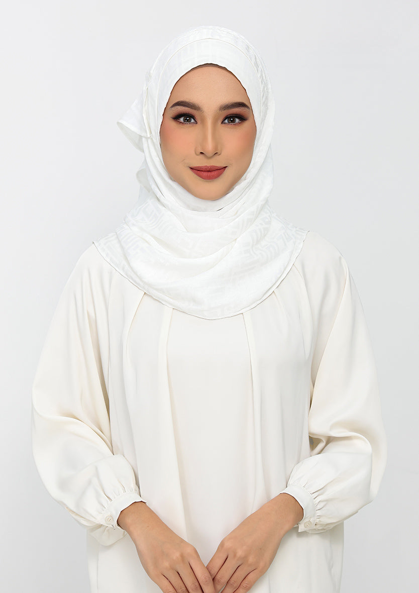Jacquard White - Instant Hijab with Inner