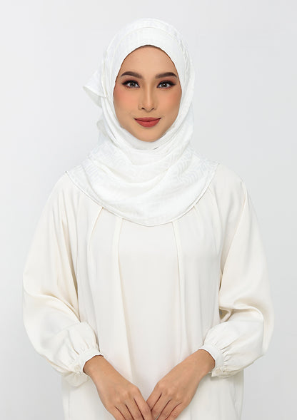 Jacquard White - Instant Hijab with Inner