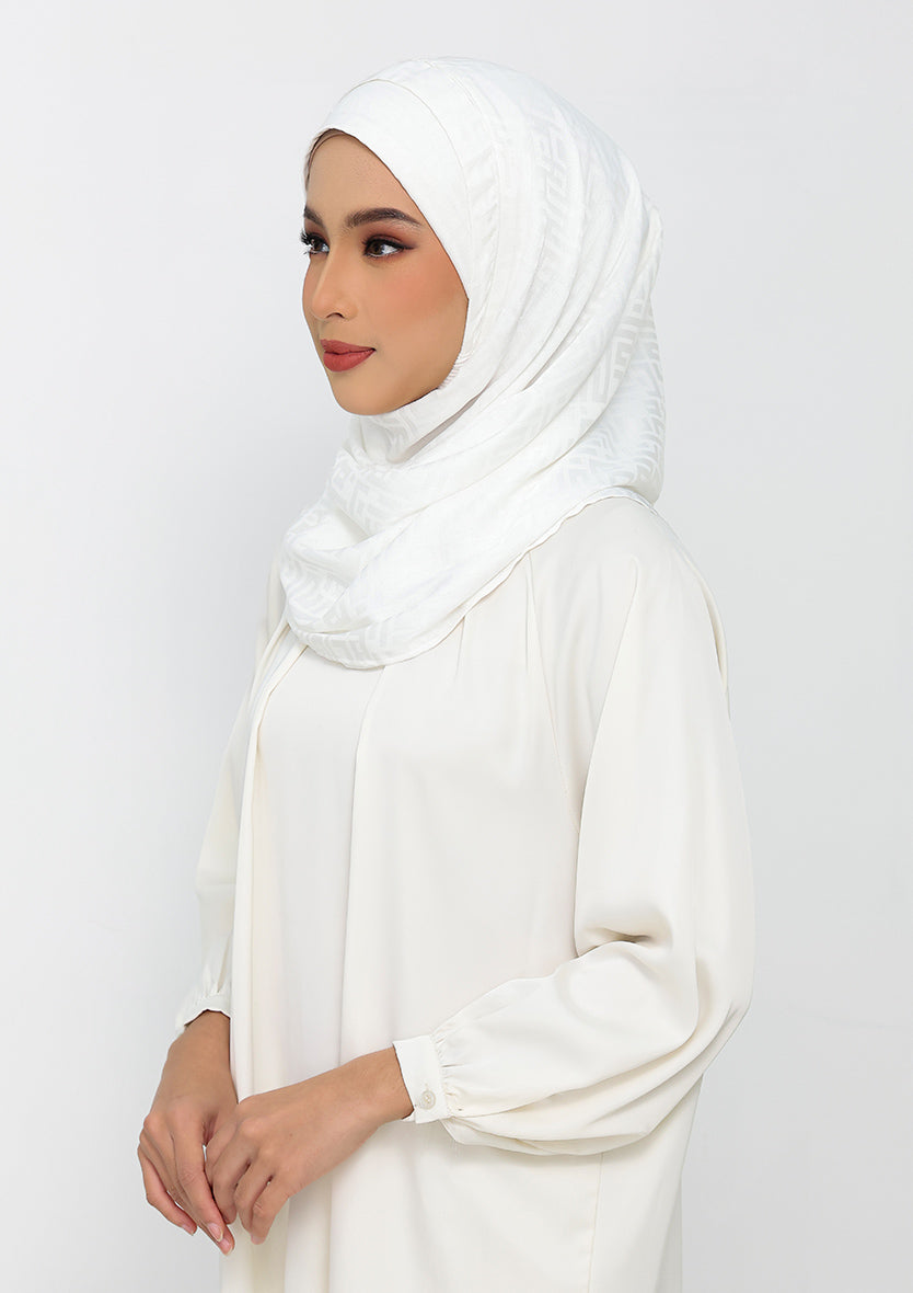 Jacquard White - Instant Hijab with Inner