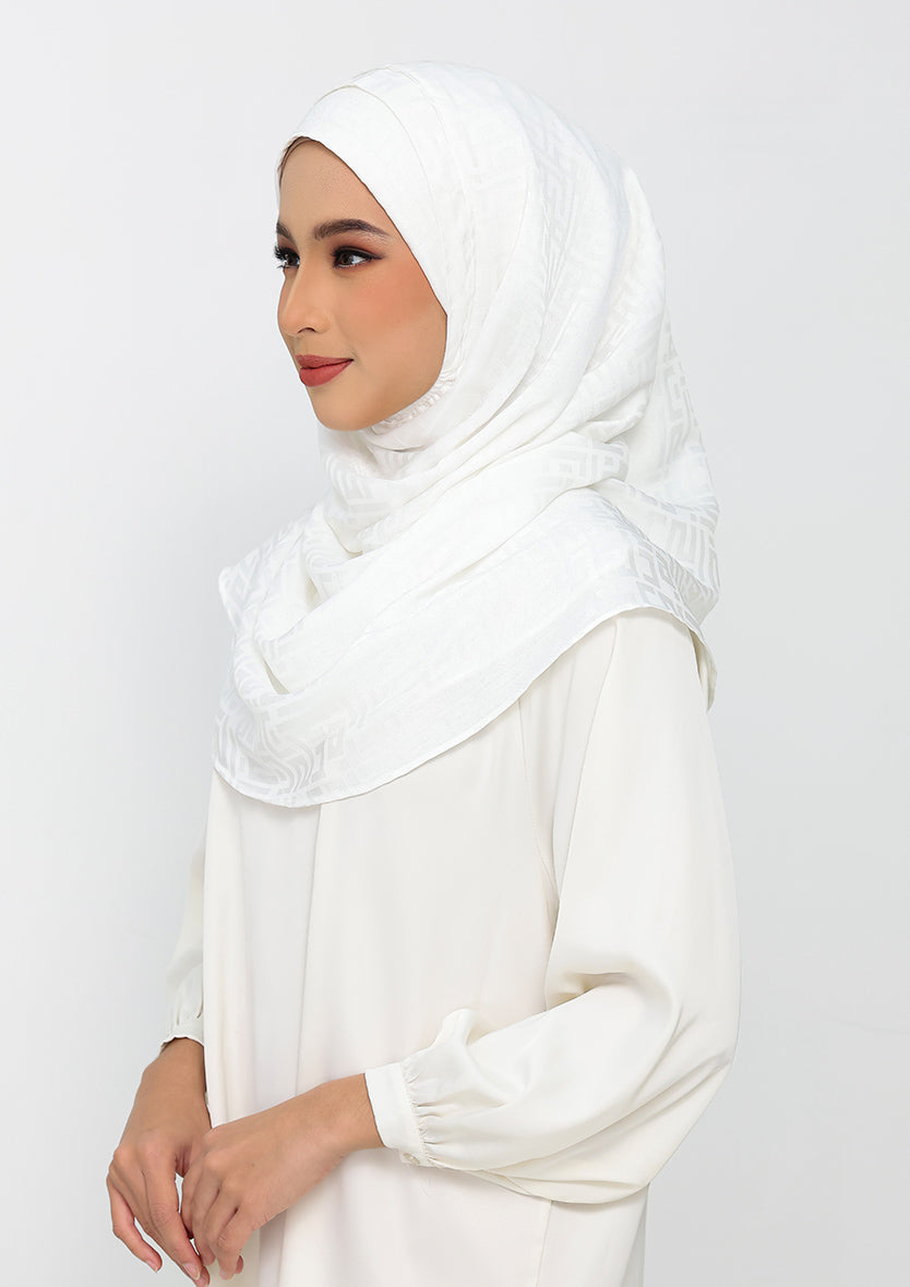 Jacquard White - Instant Hijab with Inner