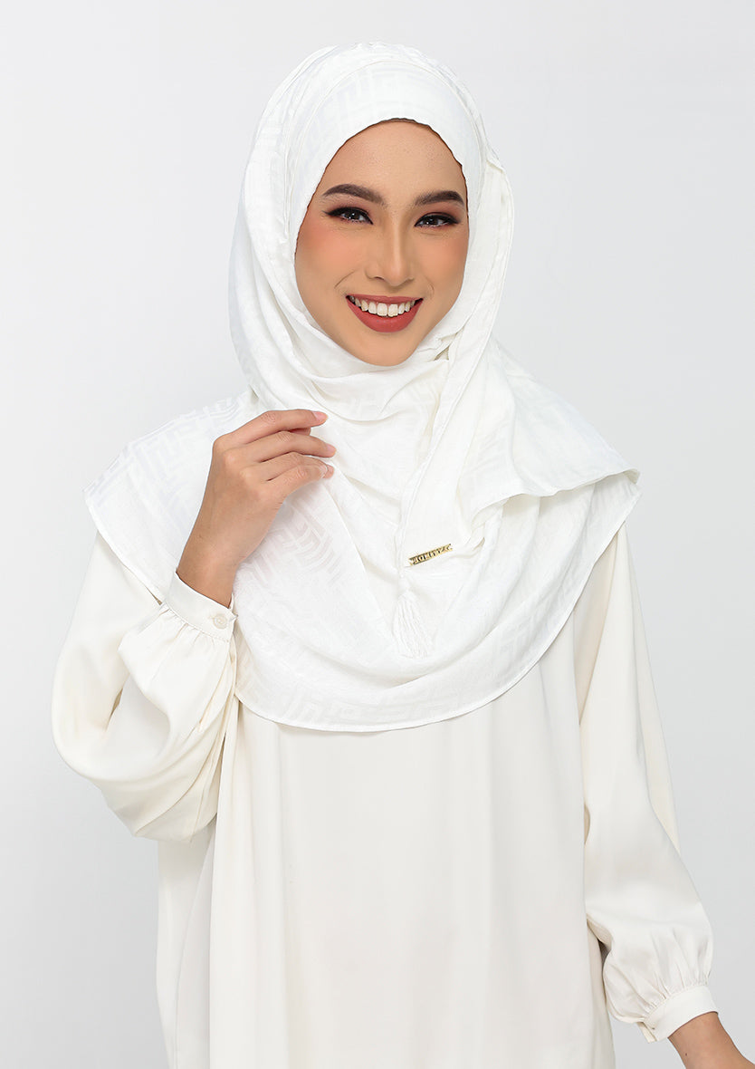 Jacquard White - Instant Hijab with Inner