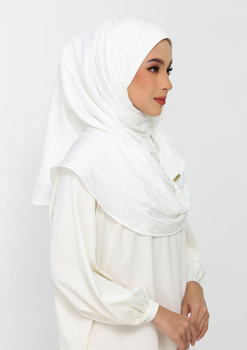 Jacquard White - Instant Hijab with Inner