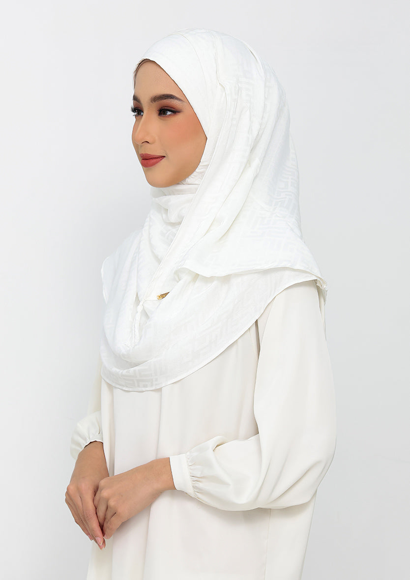 Jacquard White - Instant Hijab with Inner